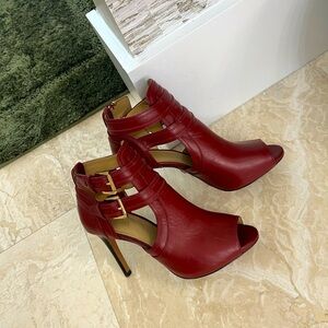 LIKE NEW! GORGEOUS Michael Kors bootie style heels!!